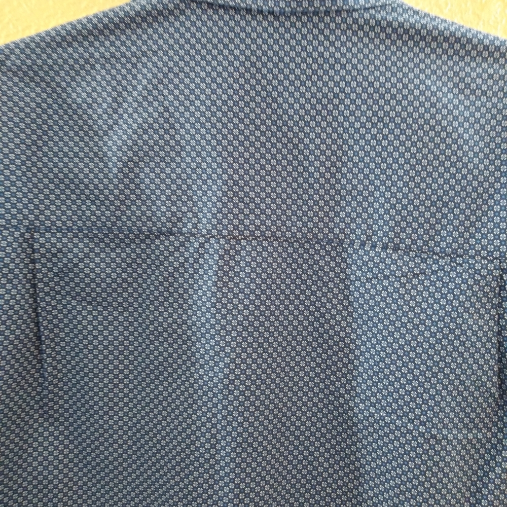 Nick Graham - Large Dress Shirt - Picture 11 of 16